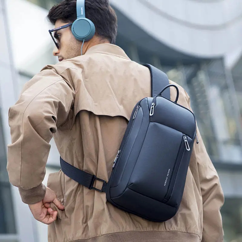 Mark Ryden Sac de poitrine mul - Phone Accessories Men avis et prix